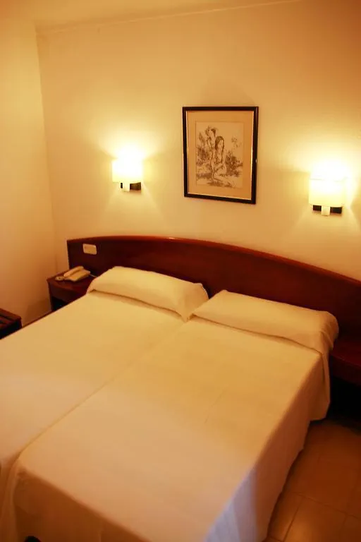 Hotel La Santa Maria Cala Millor  İspanya